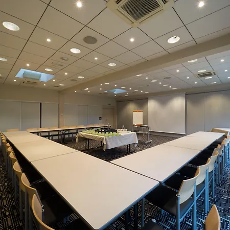 מלון Du Casino 3*