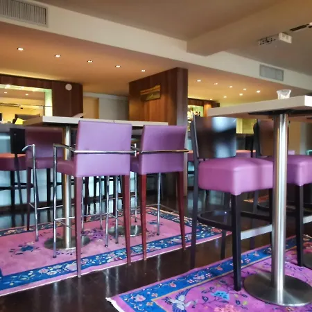 卡西诺酒店 3*