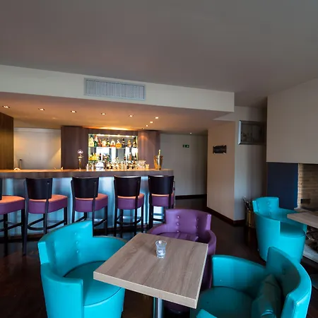 Du Casino מלון 3*