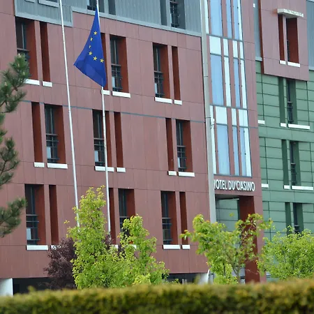 מלון Du Casino