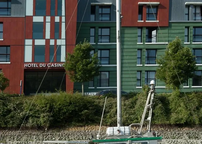 Szálloda Du Casino 3*